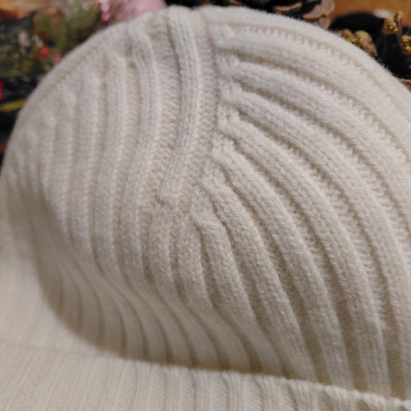 Elegant Ivory Knit Beanie - Picture 4 of 5